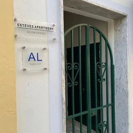 Esteves - Center *